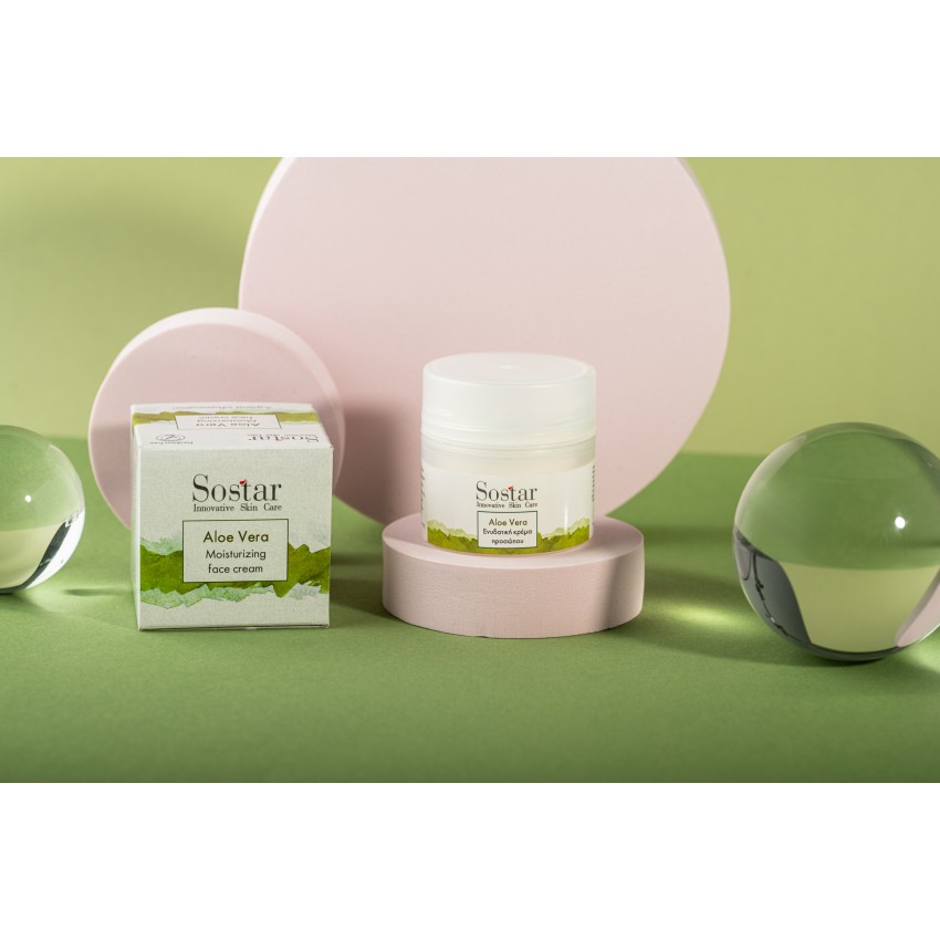 Moisturizing face cream with aloe vera