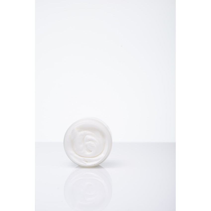 Moisturizing face cream